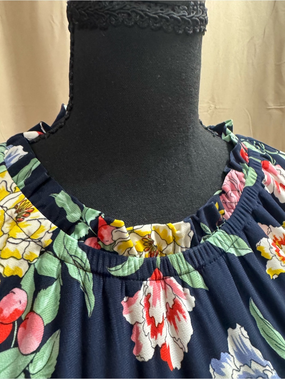 Tommy Hilfiger Navy Floral Ruffle Dress Size 10 NWT MSRP $99 - Picture 5 of 8